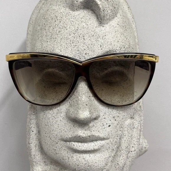 Valentino | Accessories | Valentino Women Sunglasses Black  display picture 1